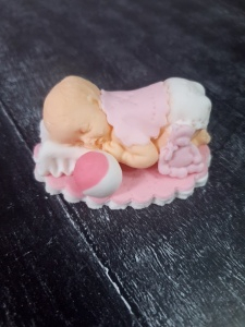 Сахарная фигурка "Младенец" Розовый с игрушками