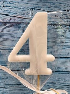 Леденец топпер цифра "4" белый матовый 8см